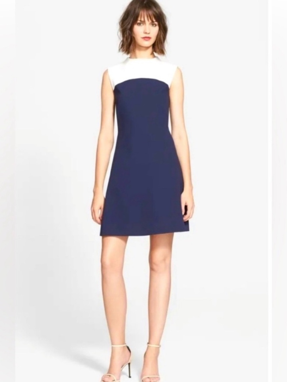 Kate Spade Funnel Neck
Sponge Crepe Colorblock navy & ivory mini dress Sz 4